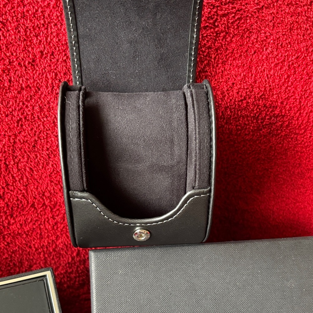 TAG Heuer Black Watch Storage Set - Picture 3 of 6